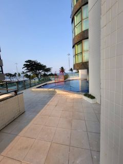 Apartamento na Avenida Boa Viagem com 149m 3 Quartos