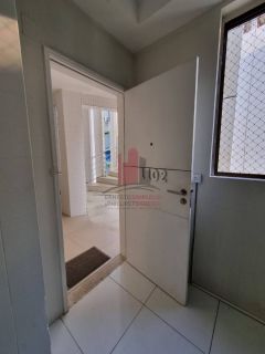 Apartamento na Avenida Boa Viagem com 149m 3 Quartos