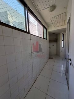 Apartamento na Avenida Boa Viagem com 149m 3 Quartos