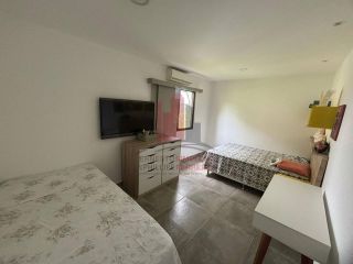 BELÍSSIMA CASA DE CAMPO ALTO PADRÃO 5 QUARTOS 2 SUÍTES