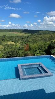 BELÍSSIMA CASA DE CAMPO ALTO PADRÃO 5 QUARTOS 2 SUÍTES