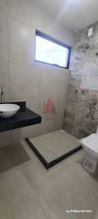 Casa com 4 Suítes em Condomínio em Aldeia