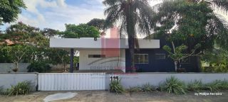 Aluguel - Casa em Condomínio com 4 Quartos Piscina e Bela Vista