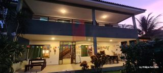 Casa em Condomínio Fechado em Aldeia com Piscina