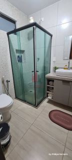 Casa em Condomínio Fechado em Aldeia com Piscina