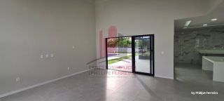 Casa Nova em Condomínio 4 Quartos Piscina e Espaço Gourmet