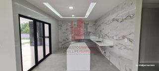 Casa Nova em Condomínio 4 Quartos Piscina e Espaço Gourmet