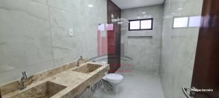 Casa Nova em Condomínio 4 Quartos Piscina e Espaço Gourmet