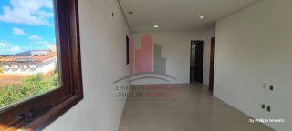 CASA EM CONDOMÍNIO C/ 4 QUARTOS ESPAÇO GOURMET C/ PISCINA