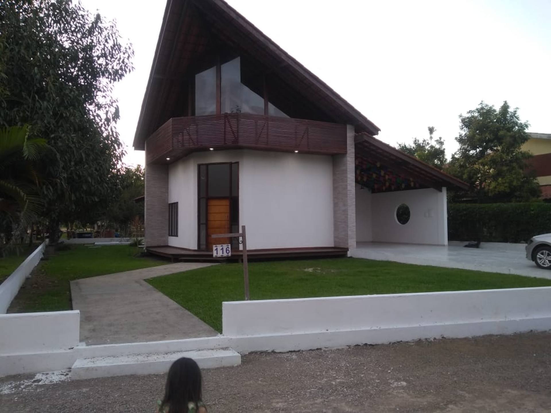 Venda/Locação Casa em Condomínio em Aldeia 3 Quarto sendo 2 Suítes