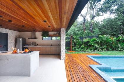 Belíssima Casa em Condomínio em Aldeia 5 suítes 720m com surpreende área de lazer