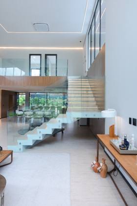 Belíssima Casa em Condomínio em Aldeia 5 suítes 720m com surpreende área de lazer