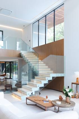 Belíssima Casa em Condomínio em Aldeia 5 suítes 720m com surpreende área de lazer