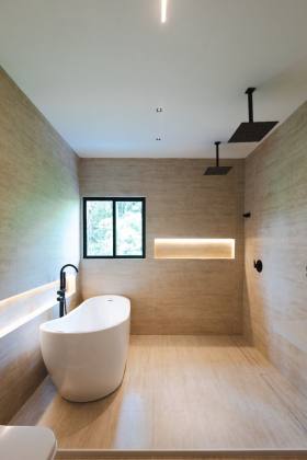 Belíssima Casa em Condomínio em Aldeia 5 suítes 720m com surpreende área de lazer