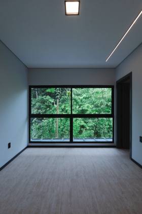 Belíssima Casa em Condomínio em Aldeia 5 suítes 720m com surpreende área de lazer