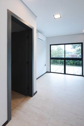 Belíssima Casa em Condomínio em Aldeia 5 suítes 720m com surpreende área de lazer