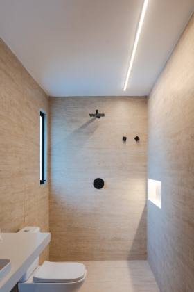 Belíssima Casa em Condomínio em Aldeia 5 suítes 720m com surpreende área de lazer