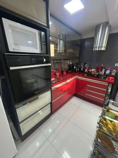 Casa na Cidade Universitária com 4 Quartos