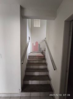 Casa em Rua Pública 4 Quartos 8 Vagas