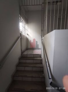 Casa em Rua Pública 4 Quartos 8 Vagas