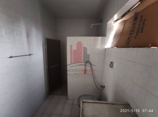 Casa em Rua Pública 4 Quartos 8 Vagas