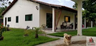 Mini Chácara com 800m² e Casa com 3 Quartos sendo 2 Suítes 260m²