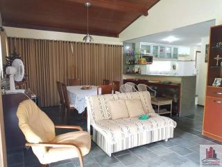 Casa em Cond. em Aldeia 4 Quartos 2 Suítes 170m²