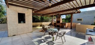 Casa em Cond. em Aldeia com 2 Quartos 2 Suítes 340m²