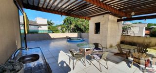 Casa em Cond. em Aldeia com 2 Quartos 2 Suítes 340m²