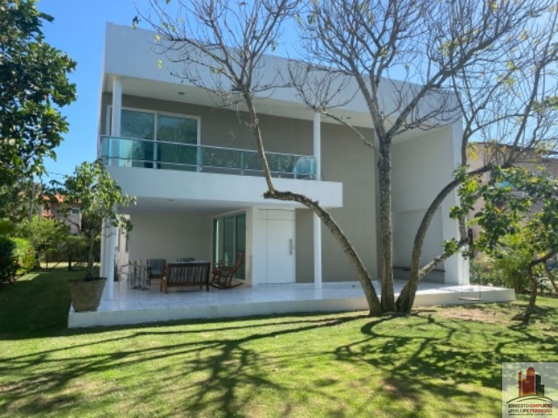 Casa em Cond. em Aldeia com 6 quartos sendo 5 suítes