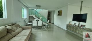Casa em Cond. em Aldeia com 5 Quartos 245m²