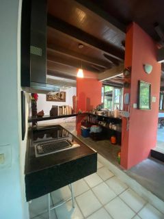 Aldeia - Casa em Cond. Aldeia 250m² e muita mata