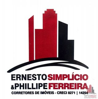 Casa em Condomínio 4 Quartos sendo 2 Suítes - Excelente Localização