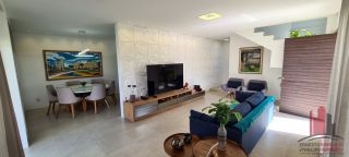 Casa em Condomínio 4 Quartos sendo 2 Suítes - Excelente Localização