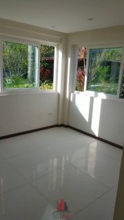 Casa Condomínio em Aldeia 4 Suítes 300m²