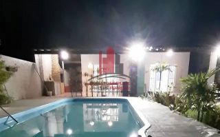 Casa na Praia de Enseada dos Golfinhos 3 Quartos com Piscina