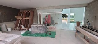 Casa em Aldeia com Fina Acabamento em Excelente Condomínio 3 Suítes