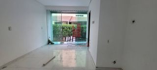 Casa em Aldeia com Fina Acabamento em Excelente Condomínio 3 Suítes