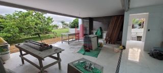 Casa em Aldeia com Fina Acabamento em Excelente Condomínio 3 Suítes