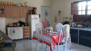 Casa 3 Qrts + Pousada com 4 Aptos 2 Qrts área de 1200m