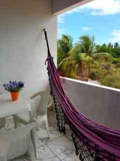 Casa 3 Qrts + Pousada com 4 Aptos 2 Qrts área de 1200m