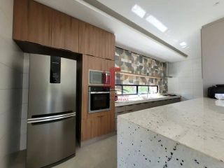 Casa em Condomínio em Aldeia c/ Terraço Gourmet e Piscina