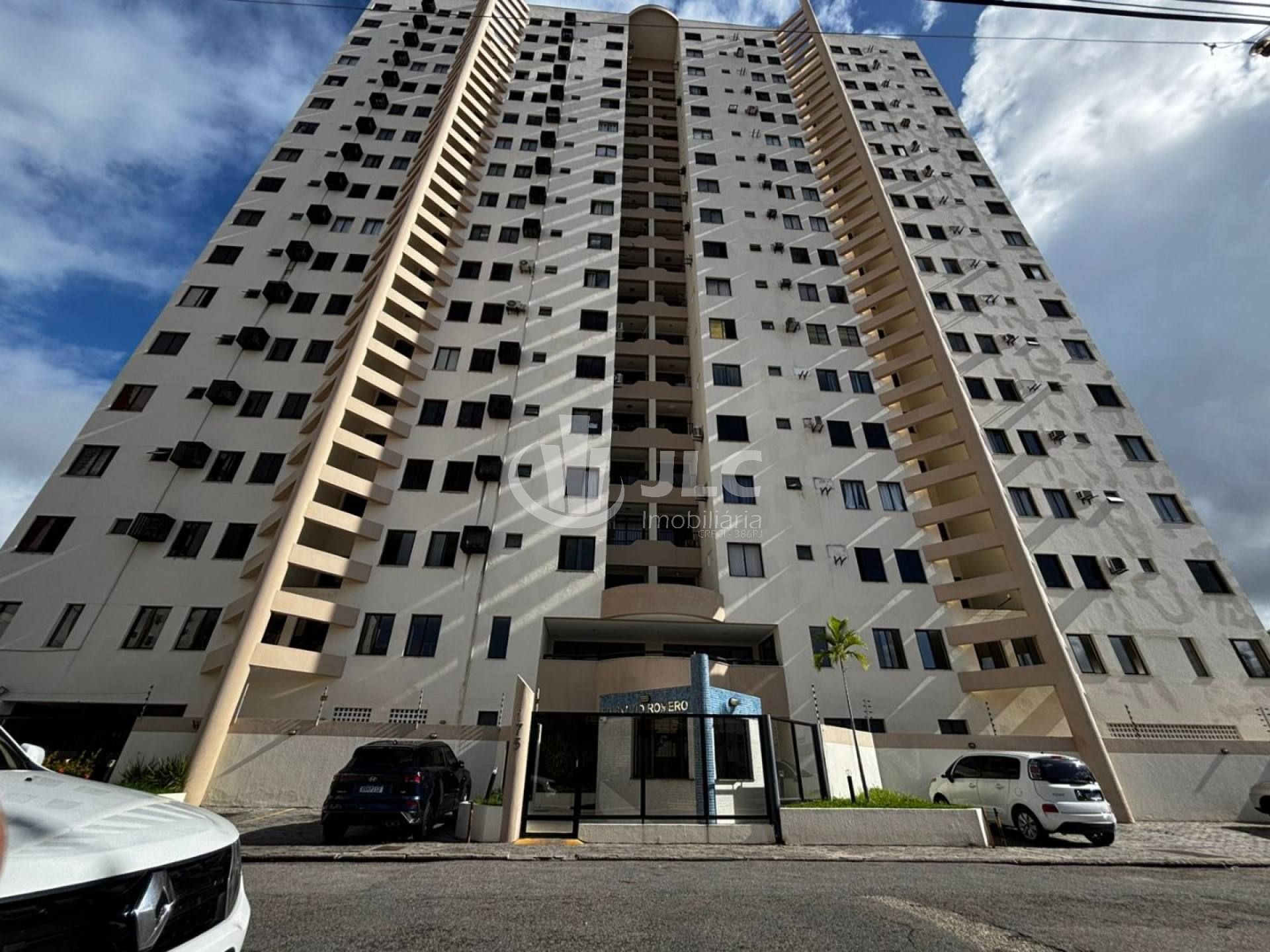 Apartamento para Venda no Condomínio Sylvio Romero