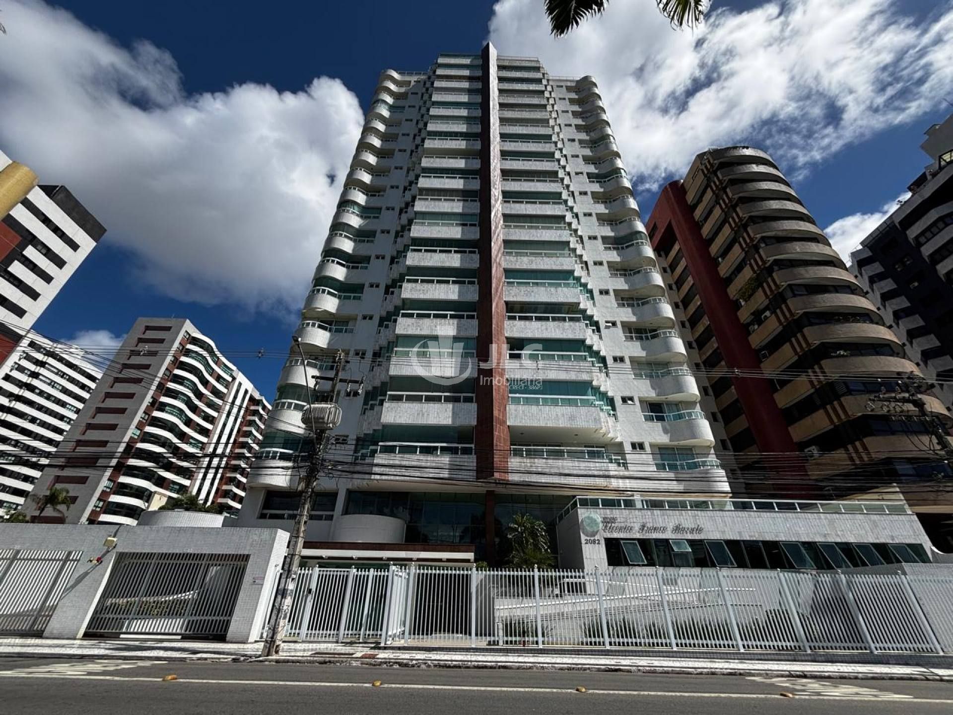 Mansão Cleonice Franco Barreto – Sofisticação e Conforto em Cada Detalhe