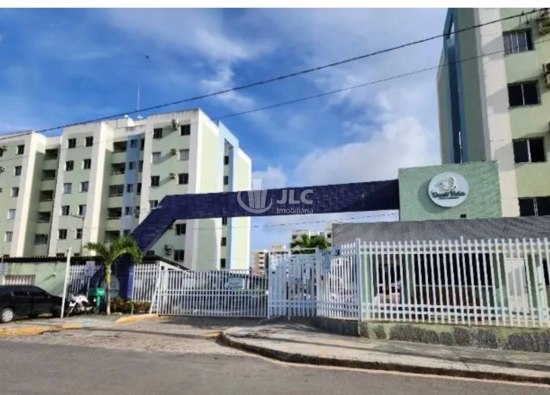 Condomínio Qualivida – Morar com Estilo: Apartamento Térreo com Giardino