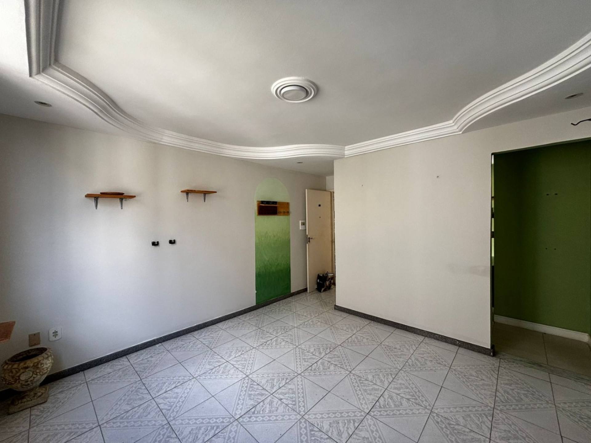 Apartamento semi mobiliado para locação no Condomínio Rosa dos Ventos