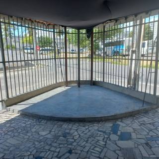 Ponto Comercial Com Casa A Venda Em Frente ao Constâncio Vieira na Treze de Julho