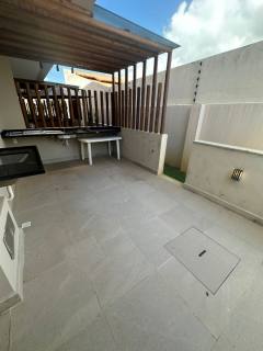 Flat Na Praia da Caueira Com 2/4 e Área Gourmet em Condomínio Costa Das Dunas Residence