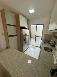 Flat Na Praia da Caueira Com 2/4 e Área Gourmet em Condomínio Costa Das Dunas Residence