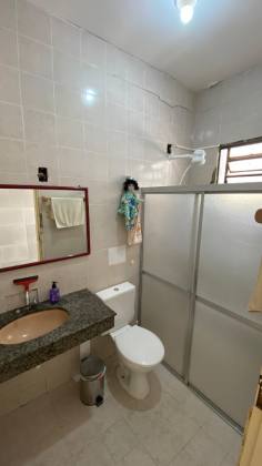 Casa a venda com 5 quartos no Bairro Salgado Filho